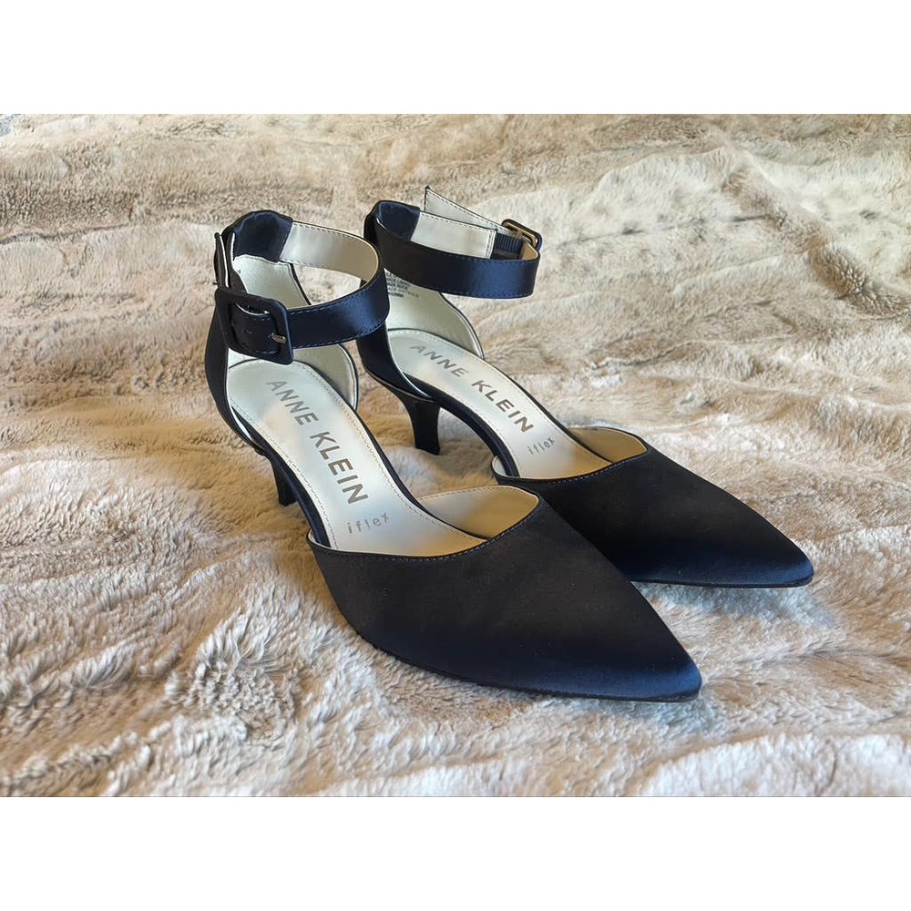 Anne Klein - Women's Fabulist Navy Blue iflex Kitten Heel Shoes - 7M